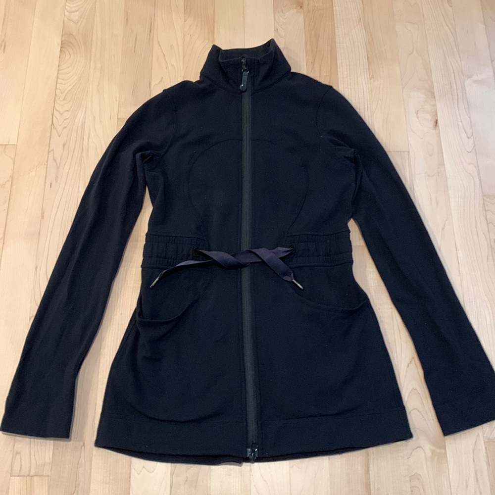 Rare**Lululemon Long Black Zip-Up Layering Thin Jacket